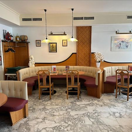 Hotel Am Limes Enns Kültér fotó