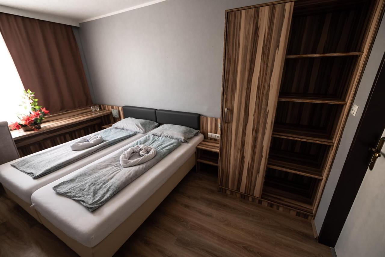 Hotel Am Limes Enns Kültér fotó