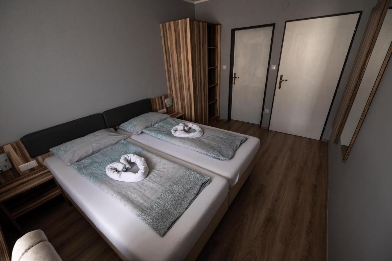 Hotel Am Limes Enns Kültér fotó