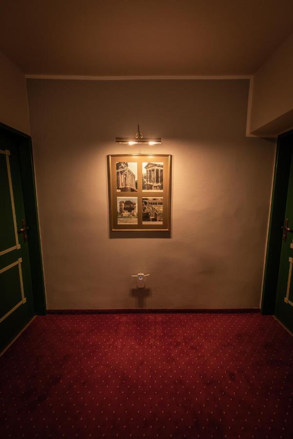 Hotel Am Limes Enns Kültér fotó